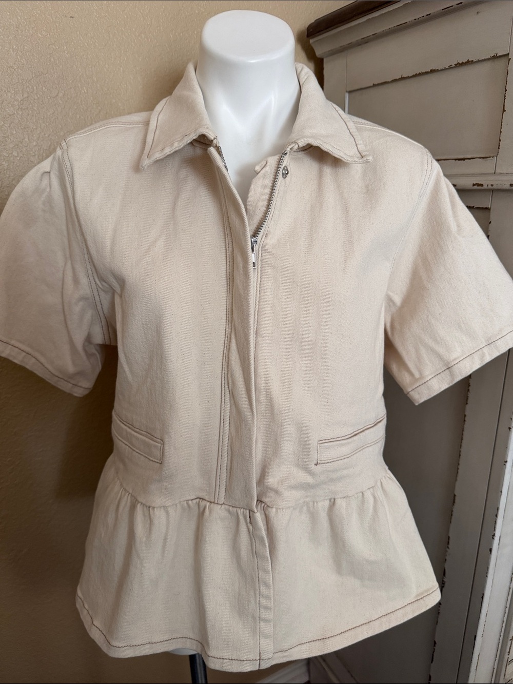 Steve Madden Cream Short-Sleeve Peplum Zip Jacket